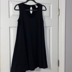 Black dress w criss cross across chest